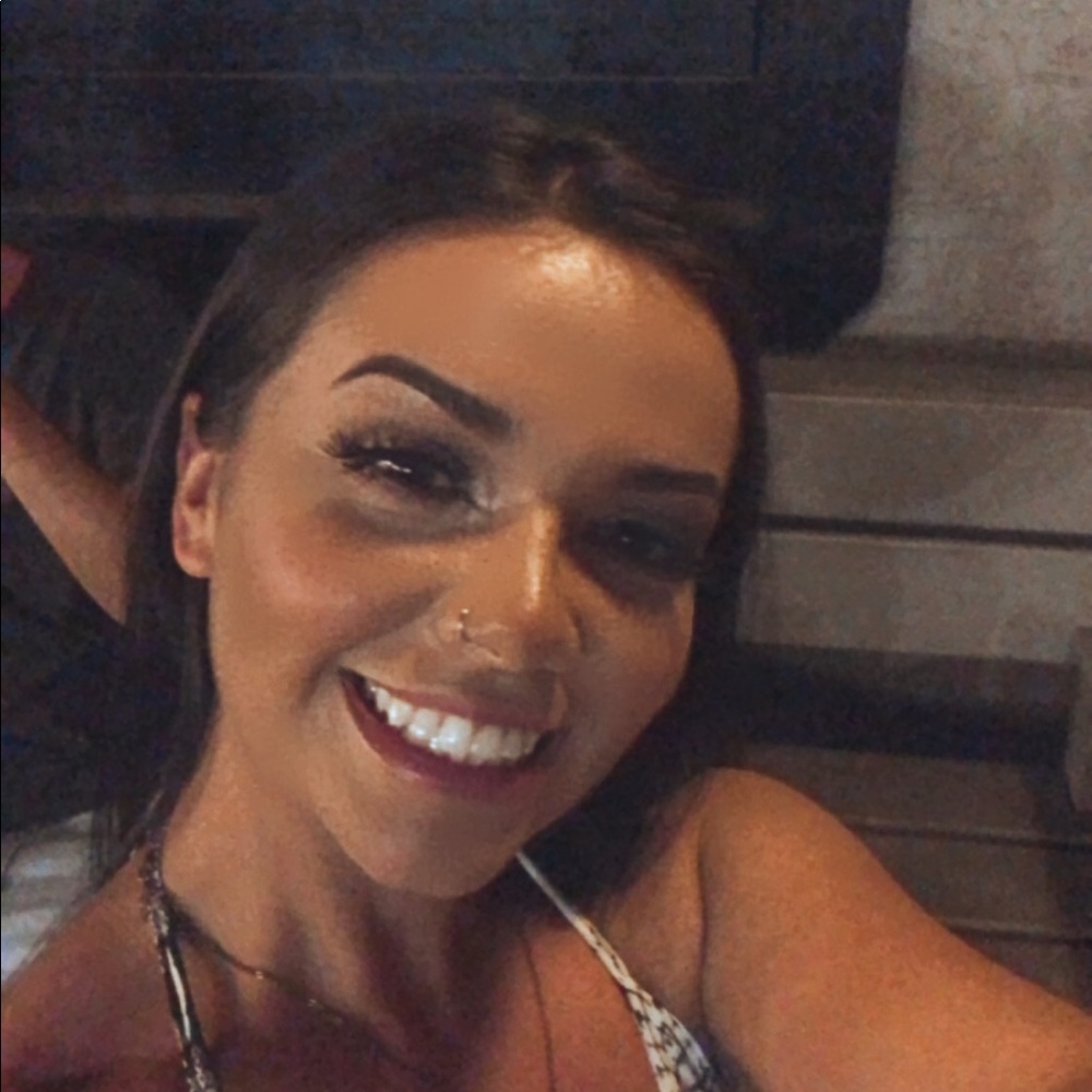 Meet your Posher, Sam